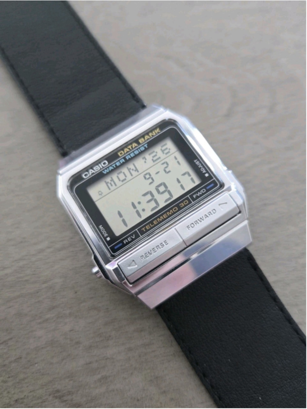Rare Vintage Casio Data Bank DB-310 Men’s Vintage Digital LCD Watch 1980s Retro!